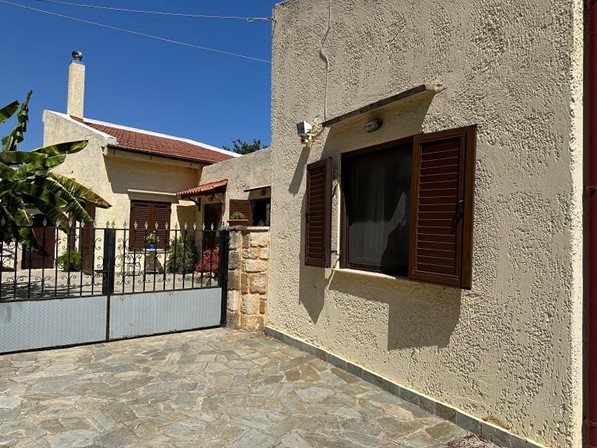 Οικόπεδο με κτίσμα  σε πλειστηριασμό Δήμος Ρεθύμνης