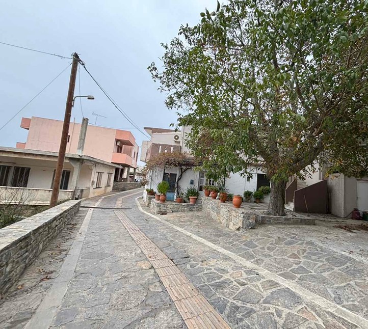 Οικόπεδο με κτίσμα  σε πλειστηριασμό Municipality of Mylopotamos