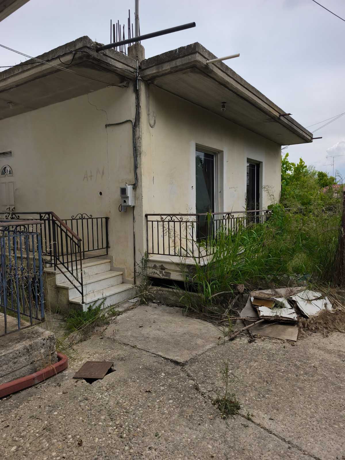 Οικόπεδο με κτίσμα  σε πλειστηριασμό Δήμος Ήλιδας