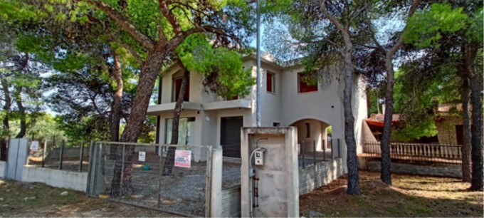 Οικόπεδο με κτίσμα  σε πλειστηριασμό Δήμος Μεγαρέων