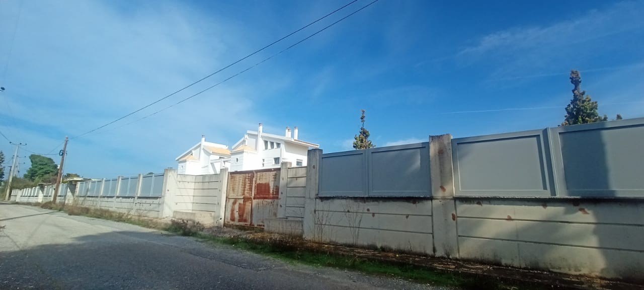 Αγροτεμάχιο με κτίσμα  σε πλειστηριασμό Municipality of Oropos