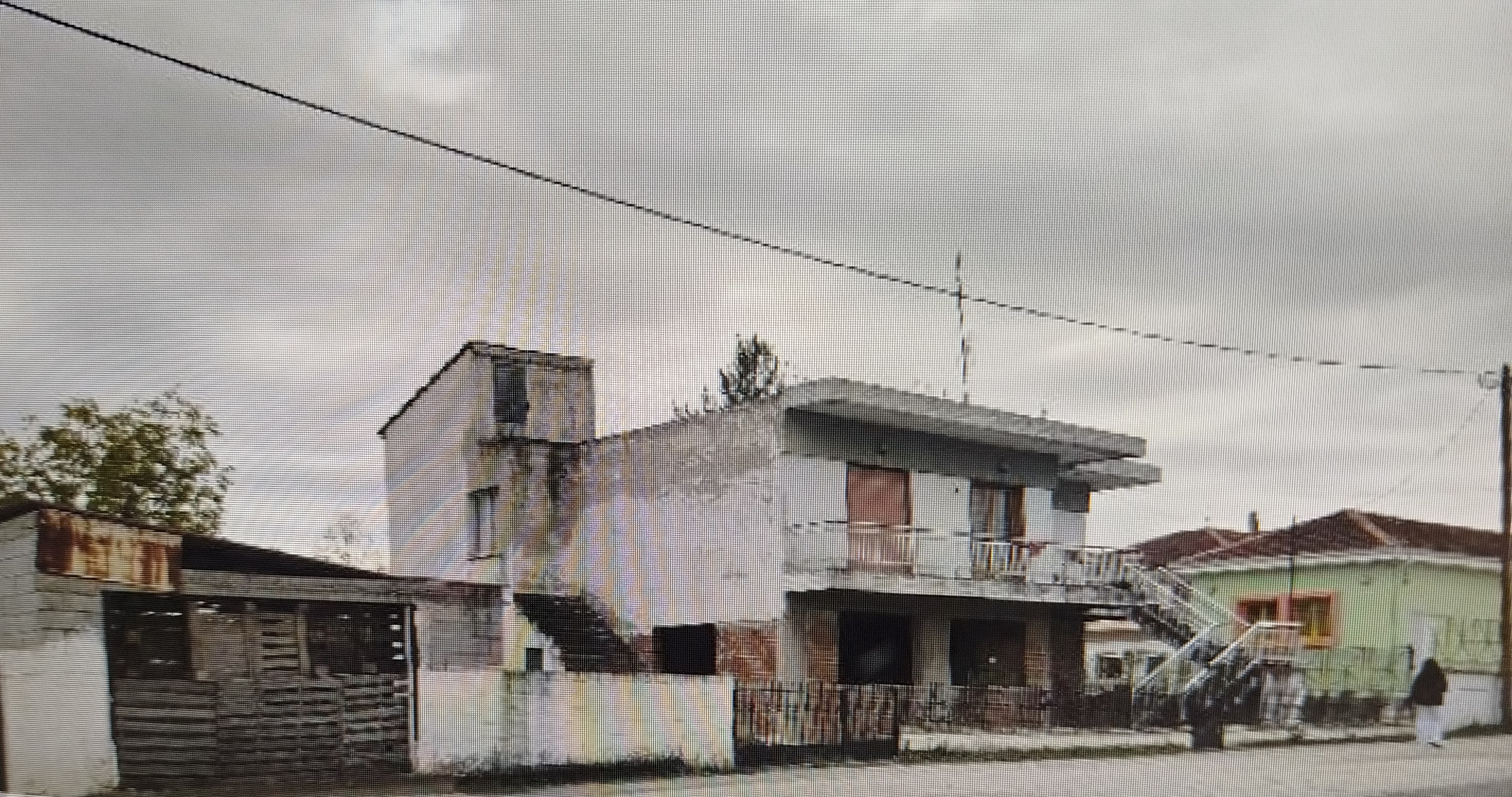 Οικόπεδο με κτίσμα  σε πλειστηριασμό Δήμος Εορδαίας