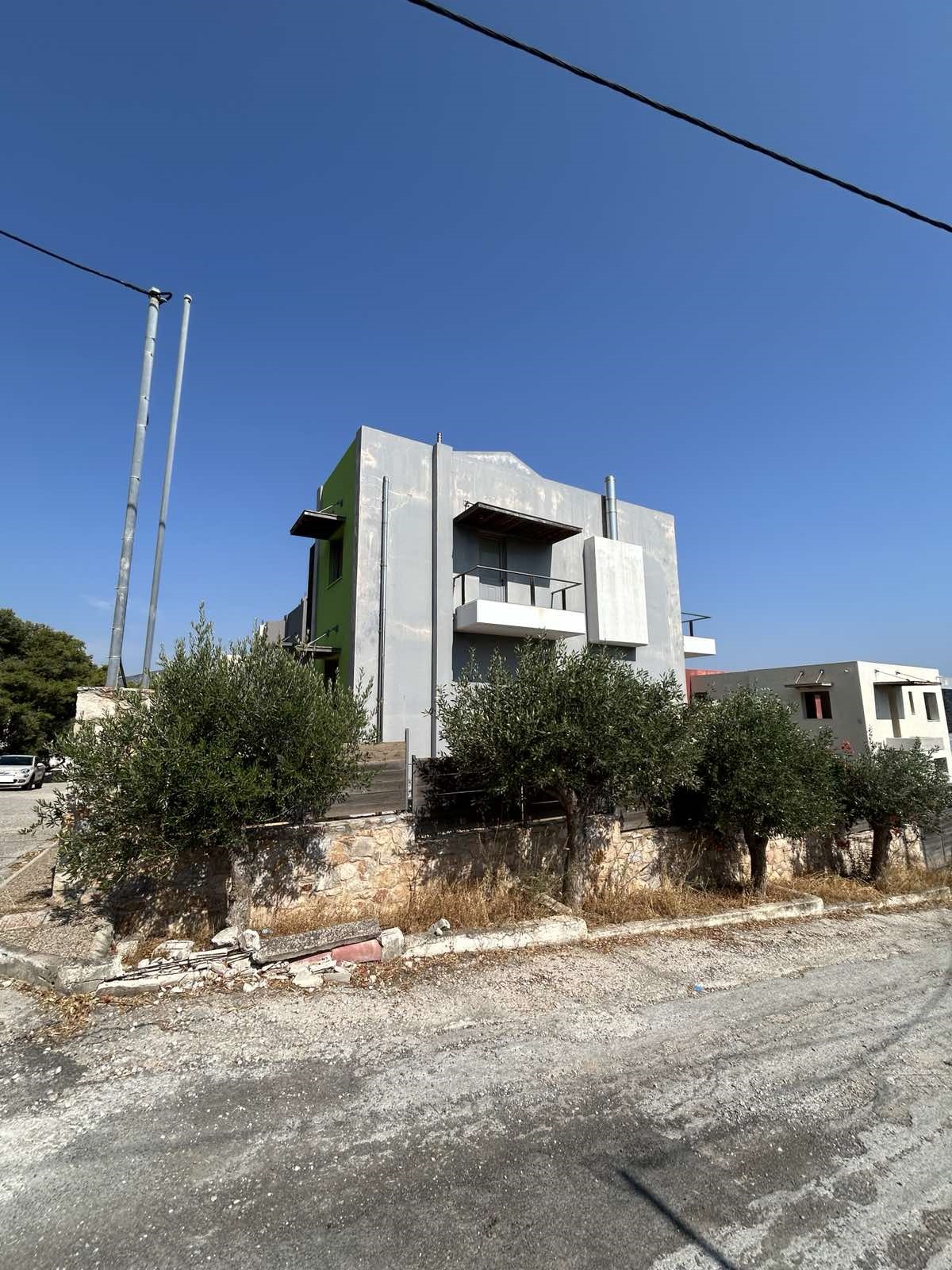 Οικόπεδο με κτίσμα  σε πλειστηριασμό Δήμος Μαρκοπούλου Μεσογαίας