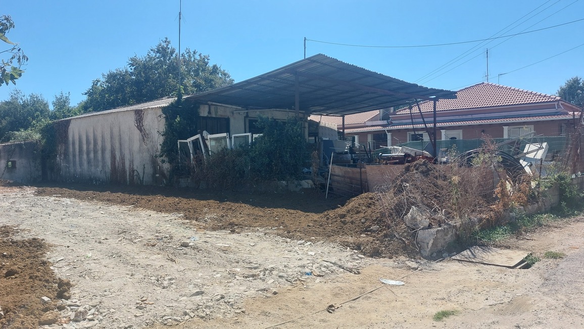 Αγροτεμάχιο με κτίσμα  σε πλειστηριασμό Δήμος Κέρκυρας