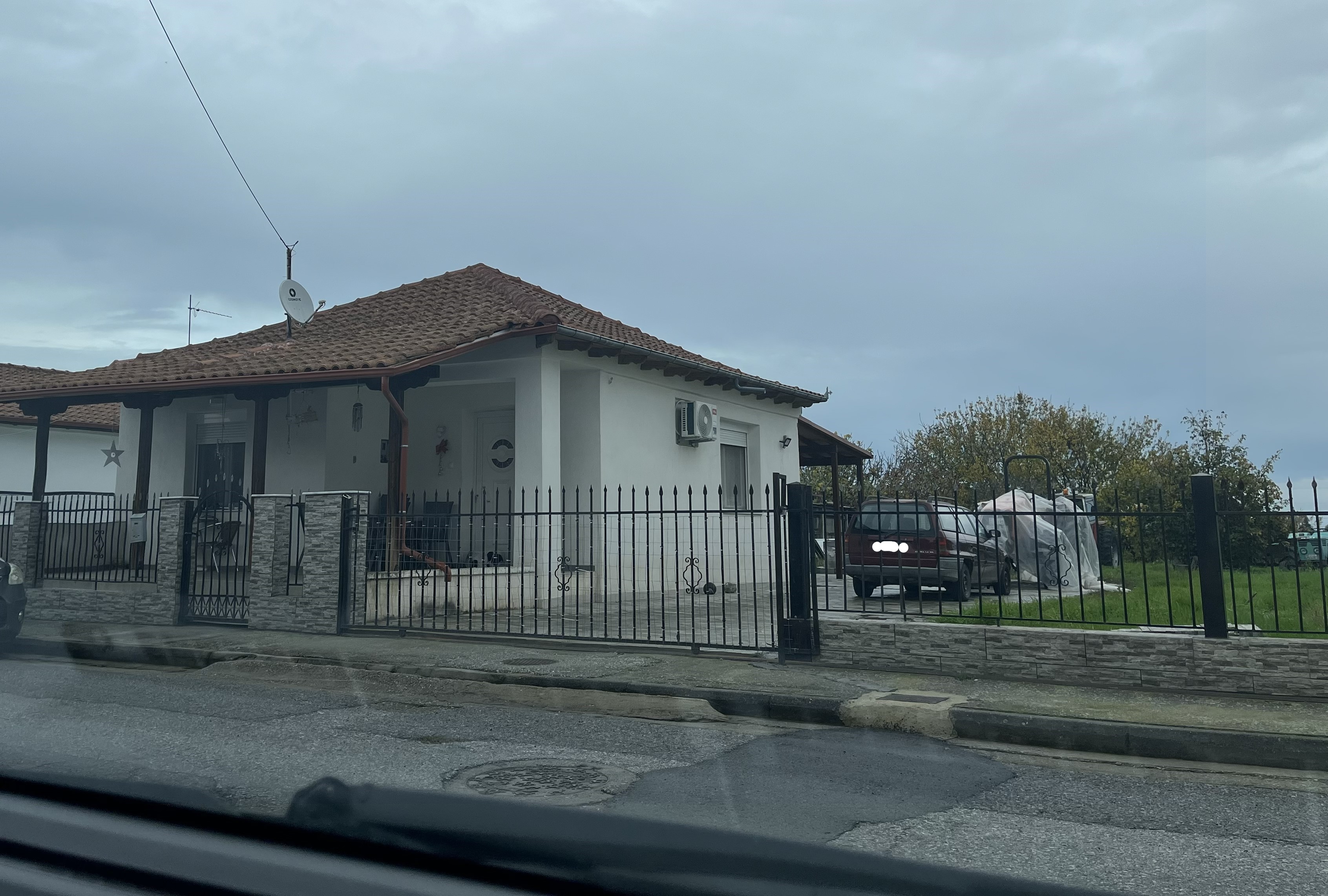 Οικόπεδο με κτίσμα  σε πλειστηριασμό Δήμος Κατερίνης