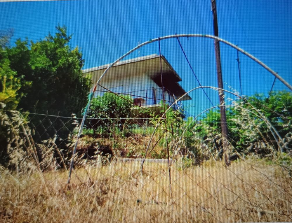 Οικόπεδο με κτίσμα  σε πλειστηριασμό Δήμος Δυτικής Αχαΐας