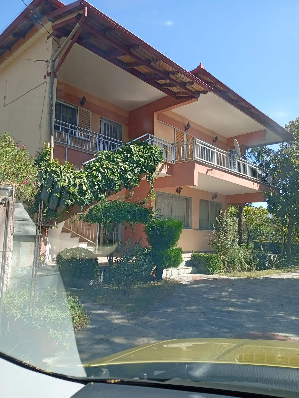 Οικόπεδο με κτίσμα  σε πλειστηριασμό Δήμος Αλμωπίας