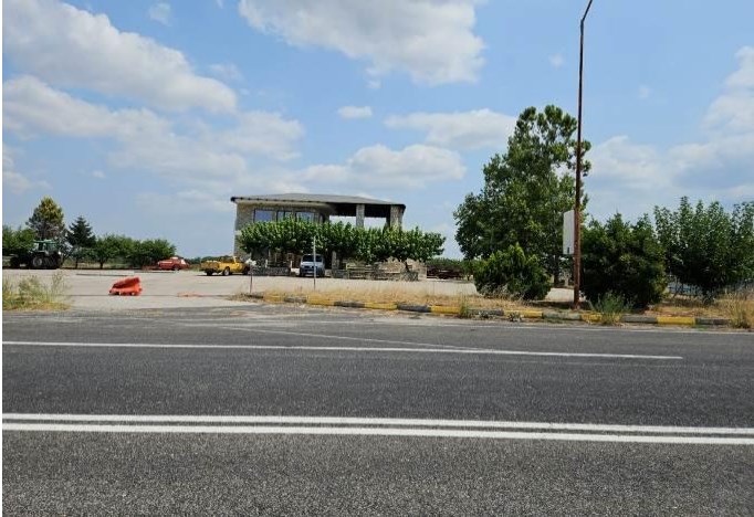 Αγροτεμάχιο με κτίσμα 4307 τ.μ. σε πλειστηριασμό Δήμος Λαμιέων