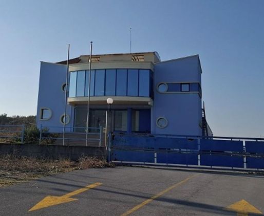 Αγροτεμάχιο με κτίσμα 907 sq.m. σε πλειστηριασμό Municipality of Veria