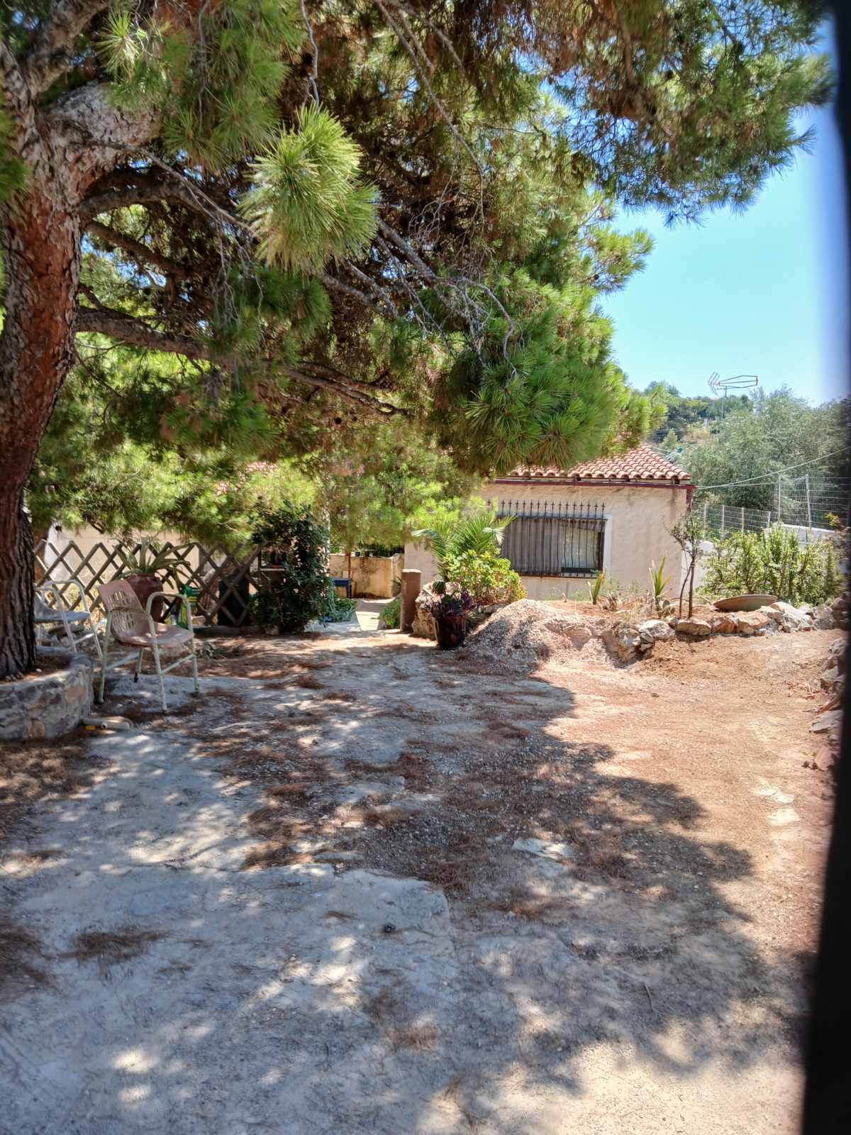 Οικόπεδο με κτίσμα  σε πλειστηριασμό Municipality of Spata - Artemis