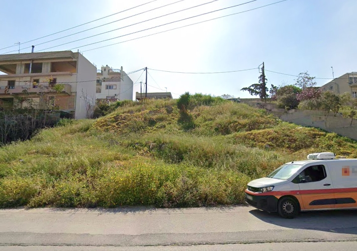 Οικόπεδο 827 τ.μ.