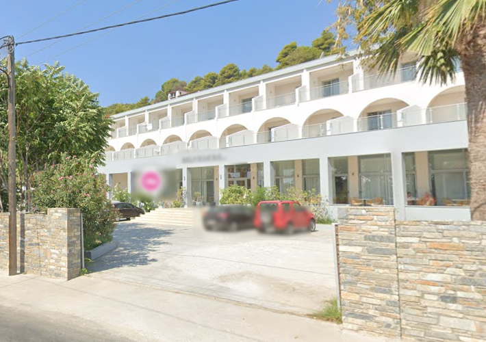 Ξενοδοχειακή μονάδα 2.991 τ.μ. με πισίνα