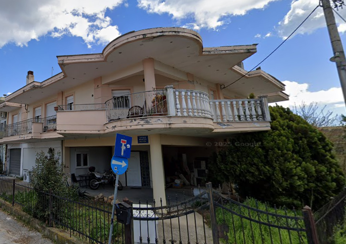 Διαμέρισμα 99 τ.μ. και χώρο στάθμευσης