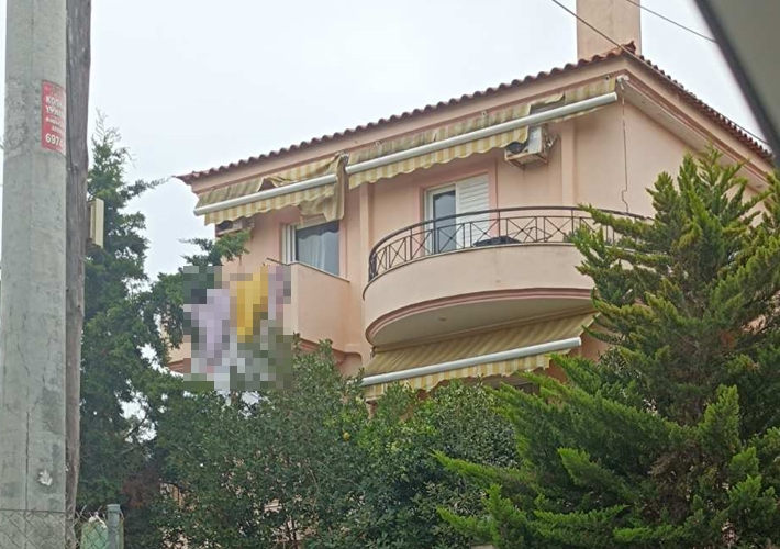 Μονοκατοικία 131 τ.μ. και θέση στάθμευσης