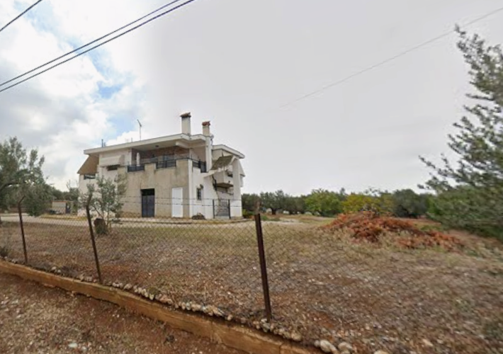 Μονοκατοικία 240 τ.μ. με θέση στάθμευσης