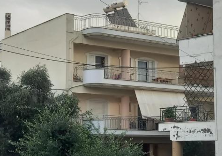 Κτήριο κατοικιών 341 τ.μ.