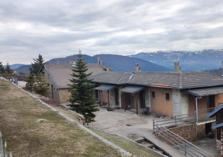 Ξενοδοχειακή μονάδα 2.988 τ.μ. με πισίνα