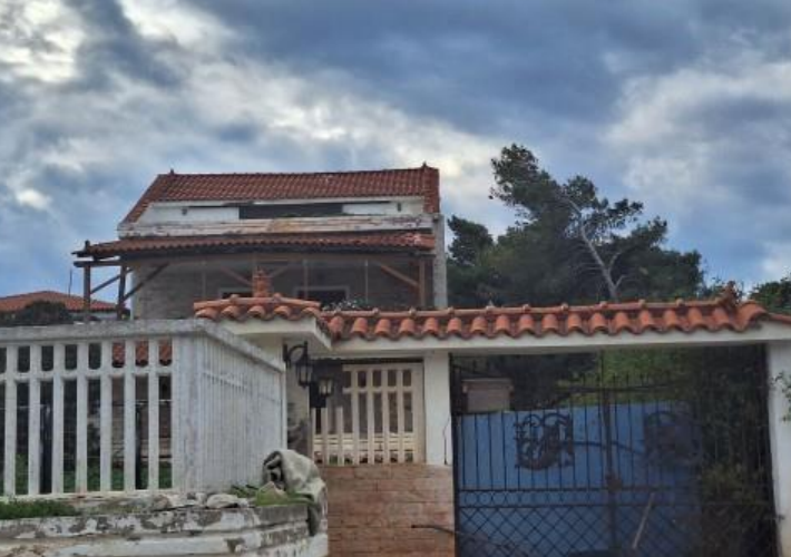 Μονοκατοικία 310 τ.μ. με πισίνα και θέση στάθμευσης