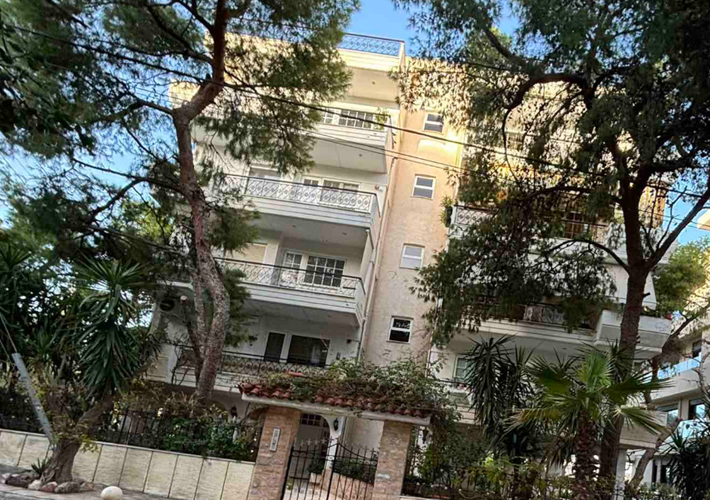 Διαμέρισμα 79 τ.μ. και θέση στάθμευσης