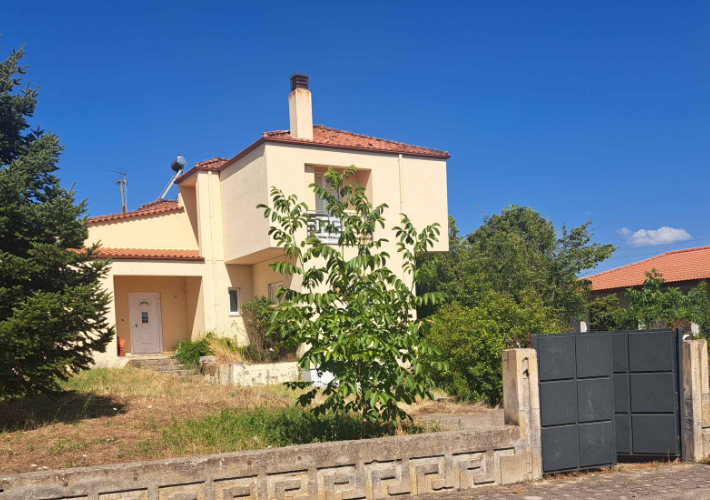 Μονοκατοικία 487 τ.μ. με χώρο στάθμευσης