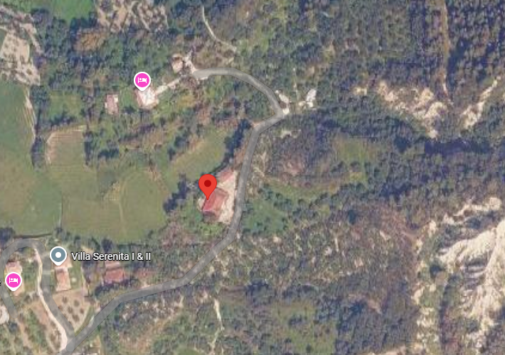 Mονοκατοικία 205 τ.μ. και αποθήκη 25 τ.μ.