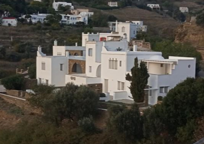 Μεζονέτα 135 τ.μ. με θέσεις στάθμευσης