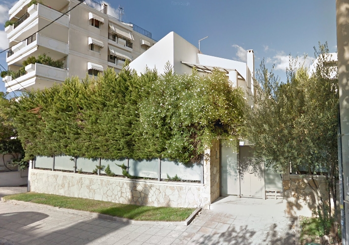 Μονοκατοικία 600 τ.μ. με θέσεις στάθμευσης και πισίνα