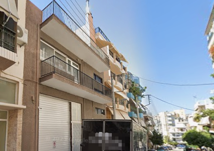 Επαγγελματικό κτίριο 700 τ.μ. με θέσεις στάθεμυσης