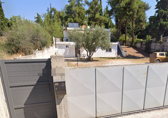 Μονοκατοικία 89 τ.μ. και αποθήκη 5 τ.μ.