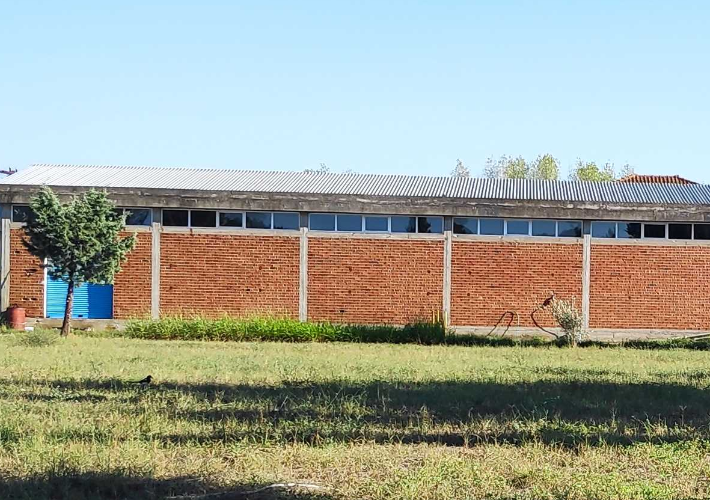 Ημιτελής βιομηχανικός χώρος 1.207 τ.μ.