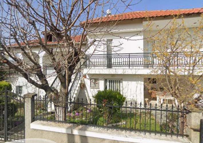 Μονοκατοικία 245 τ.μ. με θέση στάθμευσης