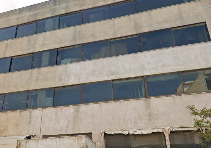 Βιομηχανικό κτήριο 3.539 τ.μ. και βοηθητικοί χώροι 624 τ.μ.